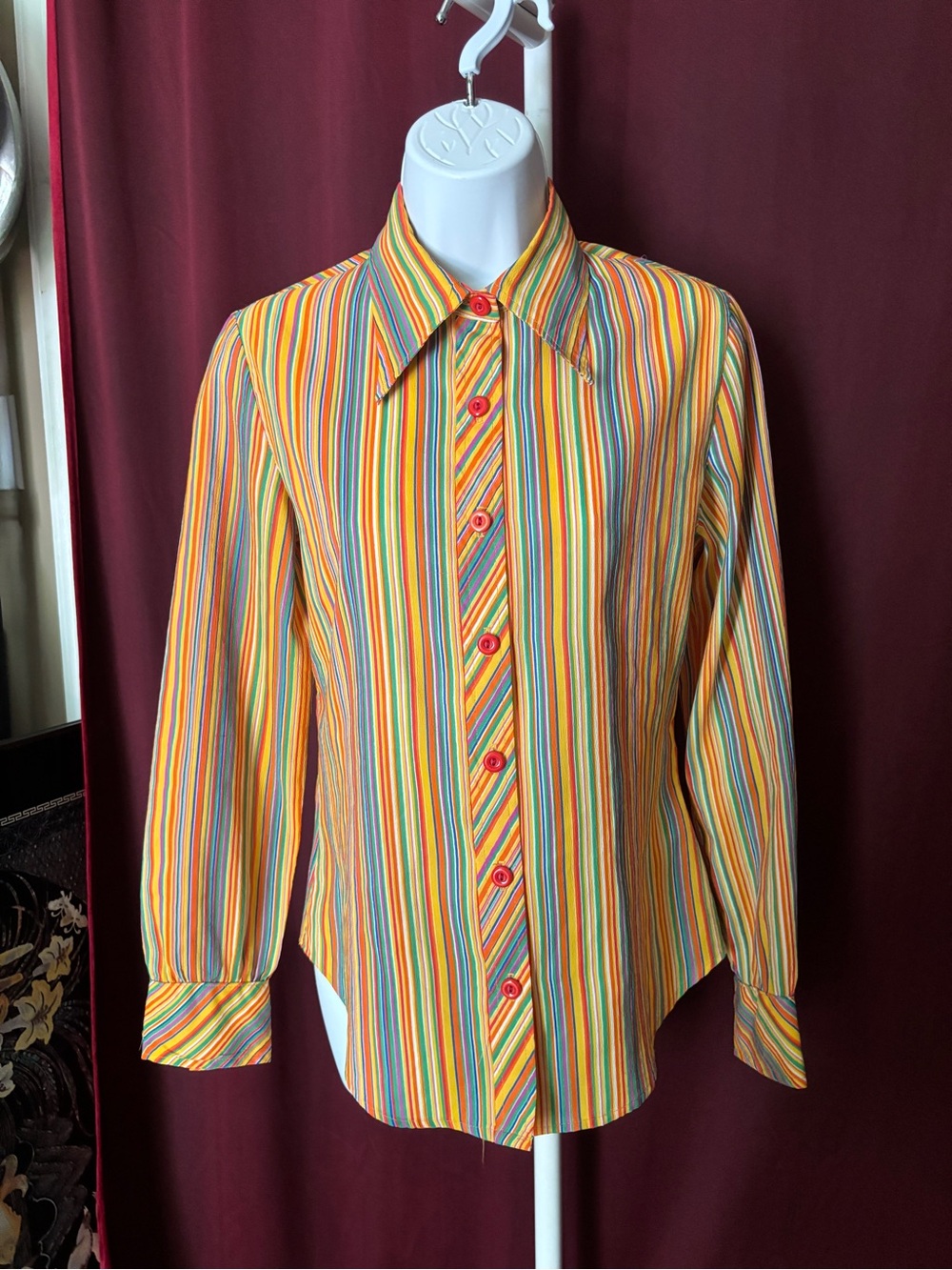 70s Junior 7 Woman’s Dagger Collar Multicolor Stripe Button-Down Shirt